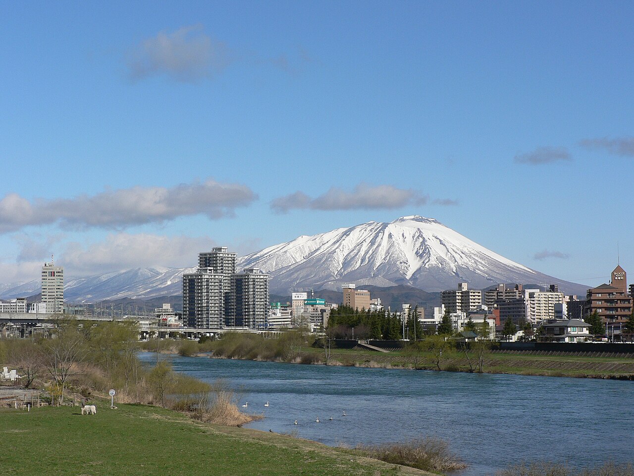 岩手山